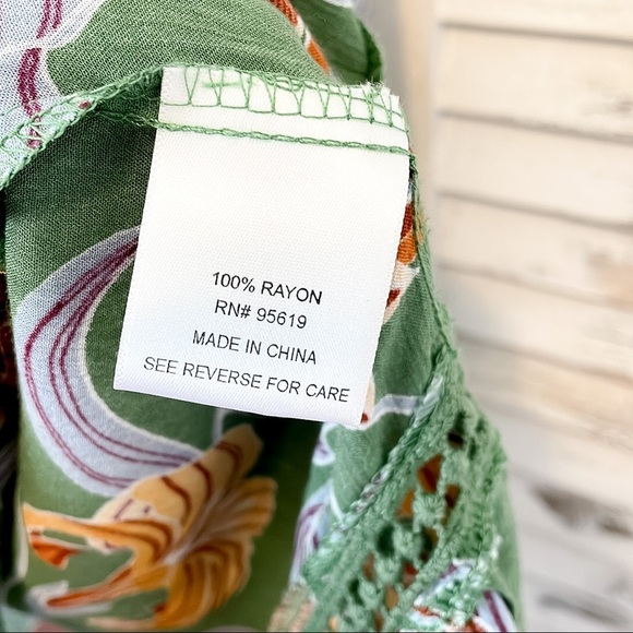 FEVER | Green Woven Ruffled Pleated Bell-Sleeve Dotted Floral Scoop Neck… - Picture 6 of 7